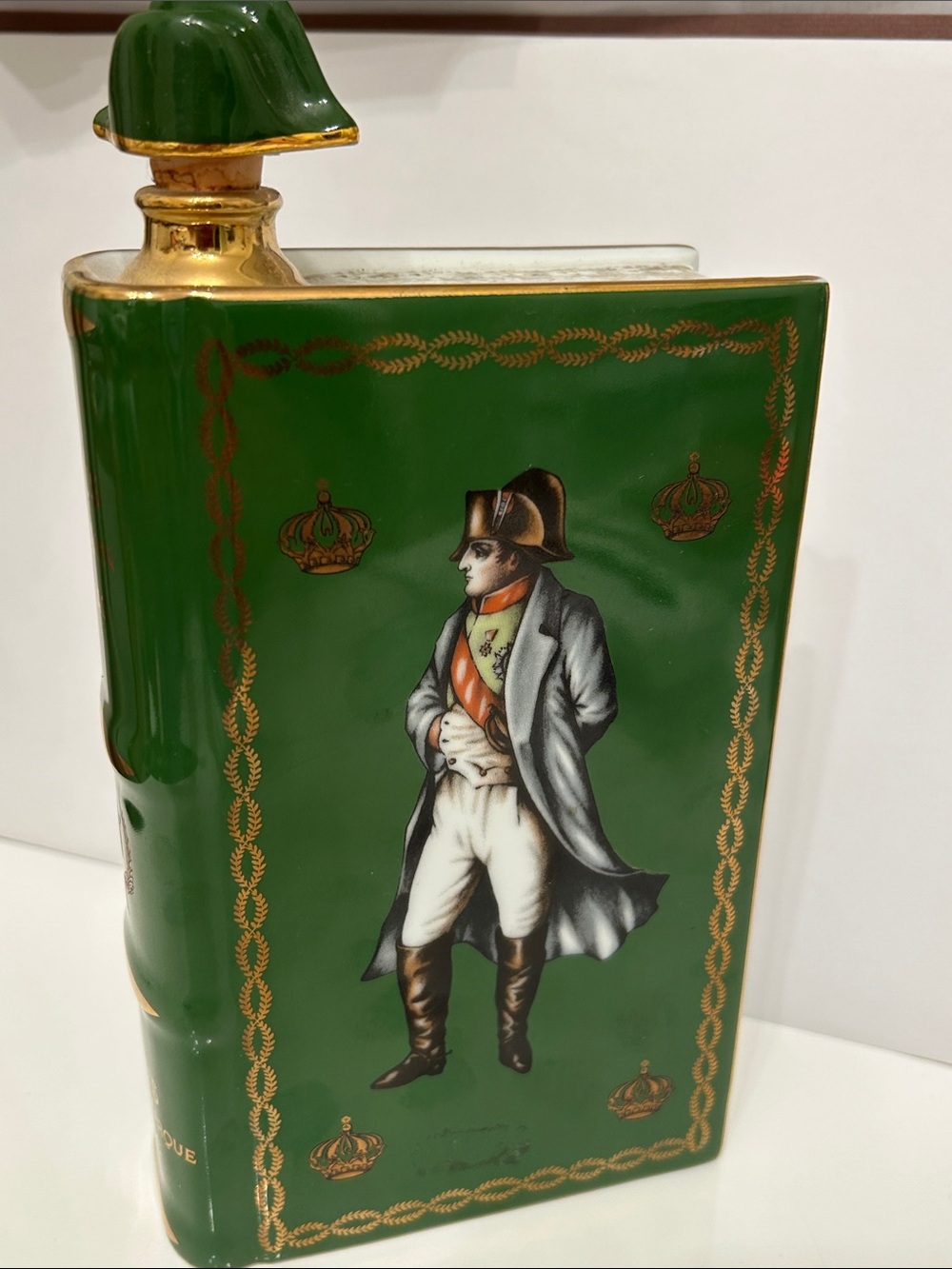 Bernardaud Limoges Green Camos Napoleon Cognac Empty Decanter Book w/ 22k Gold